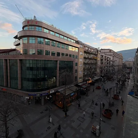 Apartament Getinn Square *